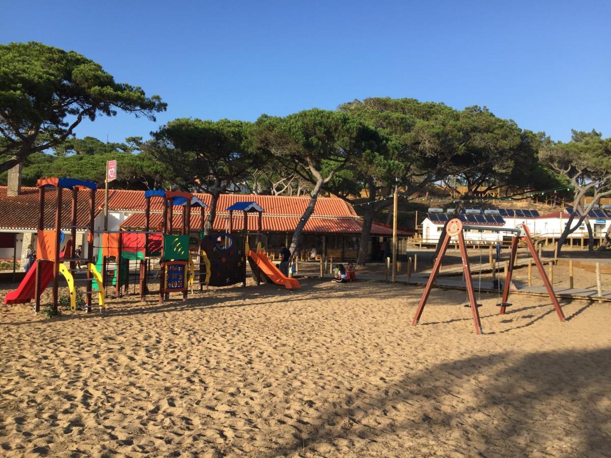 Oasis Backpackers Hostel Sintra Surf 콜라레스 외부 사진