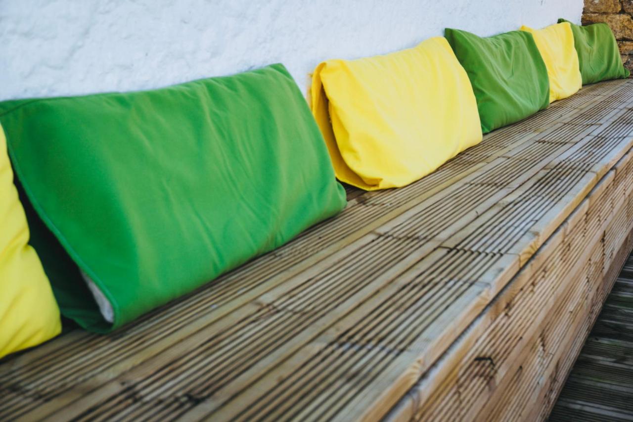 Oasis Backpackers Hostel Sintra Surf 콜라레스 외부 사진