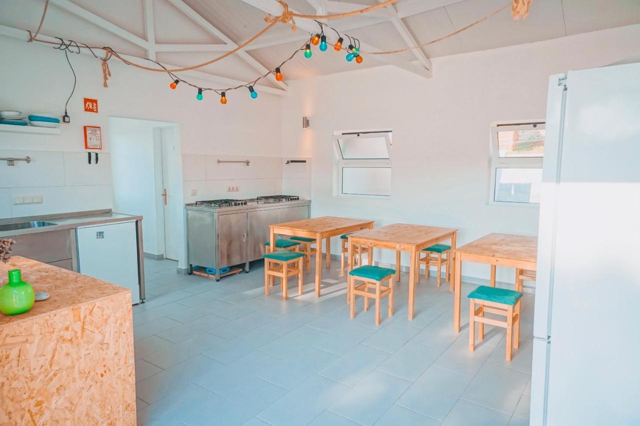 Oasis Backpackers Hostel Sintra Surf 콜라레스 외부 사진